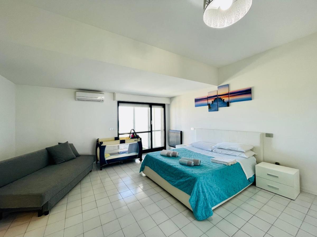 Al Mare Apartament Apartment Fano Exterior photo