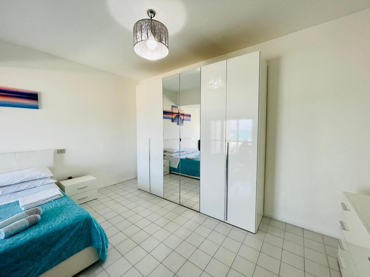 Al Mare Apartament Apartment Fano Exterior photo